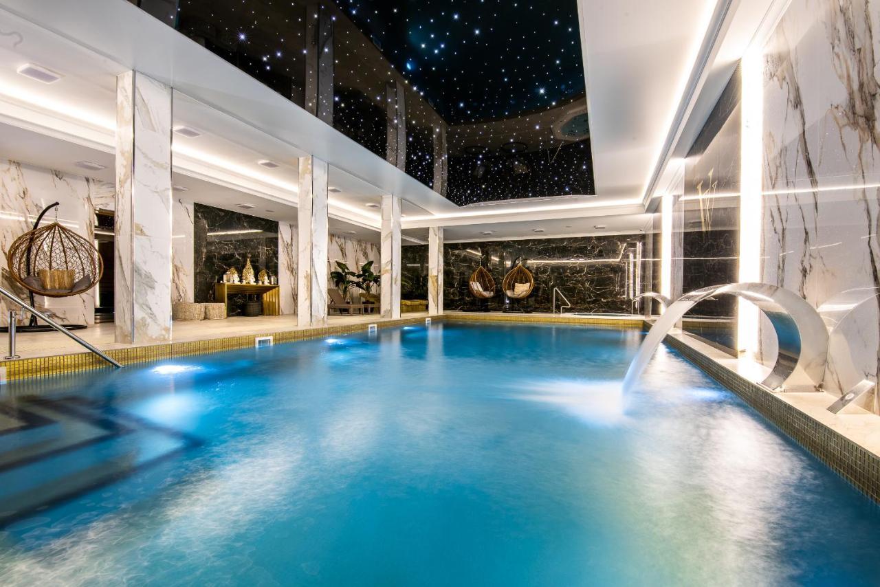 Villa Vis A Vis Тженсач Екстериор снимка